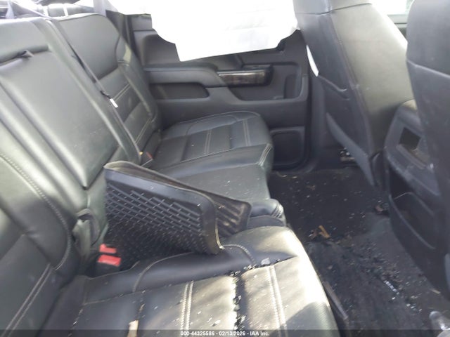 44325586 :رقم المزاد ، 1GT12UE85GF183357 vin ، 2016 Gmc Sierra 2500hd Denali مزاد بيع