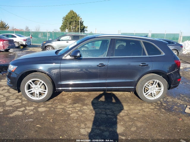 Продаж на аукціоні авто 2017 Audi Q5 2.0t Premium, vin: WA1L2AFP3HA029588, номер лоту: 44325590