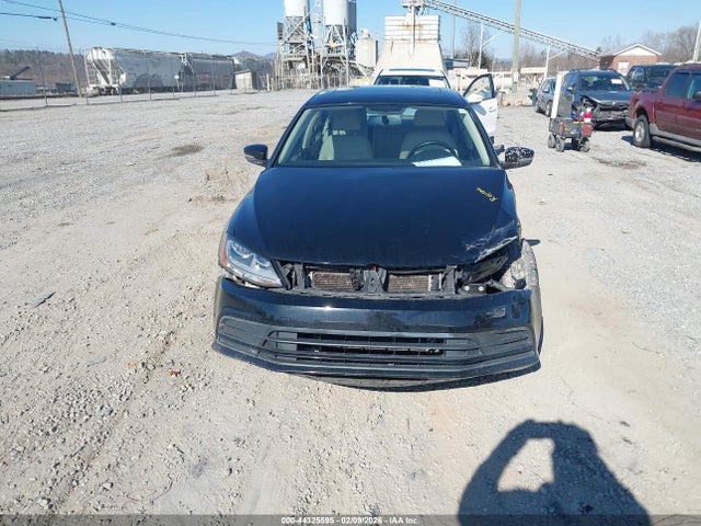 3VWDB7AJ8HM296810 Volkswagen Jetta 1.4t Se