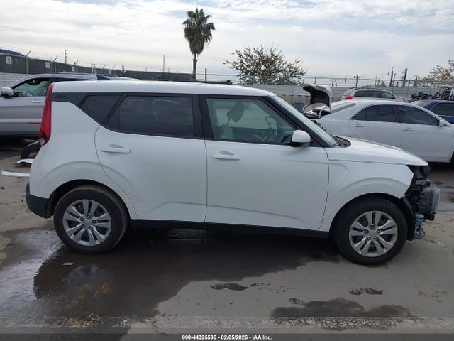 KIA SOUL LX 2021 KNDJ23AUXM7147909 Image 14