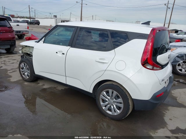 KIA SOUL LX 2021 KNDJ23AUXM7147909 Image 3
