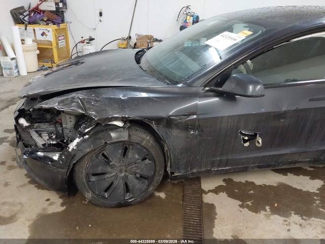 Продаж на аукціоні авто 2025 Tesla Model 3, vin: 5YJ3E1EA6SF986516, номер лоту: 44325599