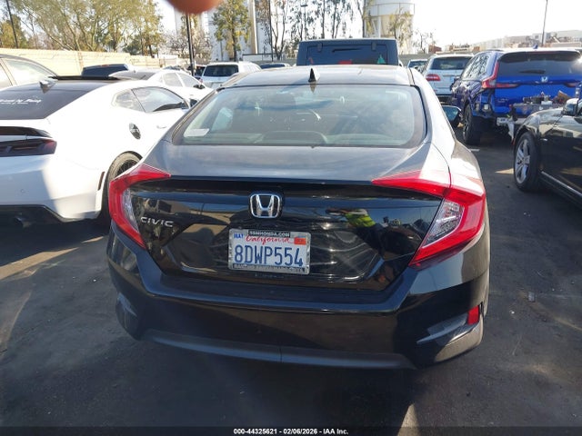 Honda CIVIC EX 2018 19XFC2F72JE204745 Image 16