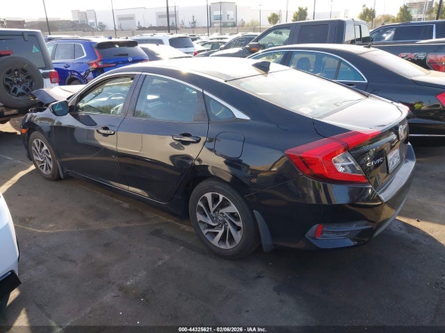 Honda CIVIC EX 2018 19XFC2F72JE204745 Image 3