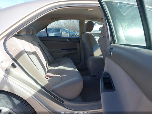 2006 Toyota Camry Le მანქანა იყიდება აუქციონზე, vin: 4T1BE32K96U105000, აუქციონის ნომერი: 44325677