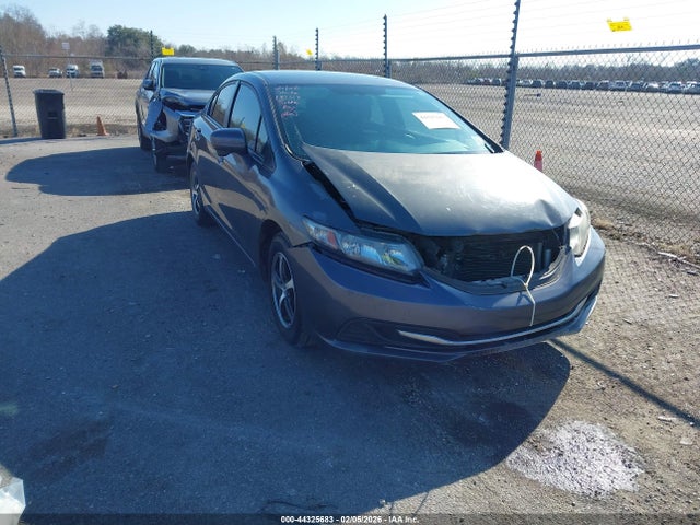 2015 2HGFB2F74FH563949 main image