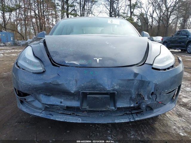 5YJ3E1EB1JF183958 Tesla Model 3 Long Range/performance