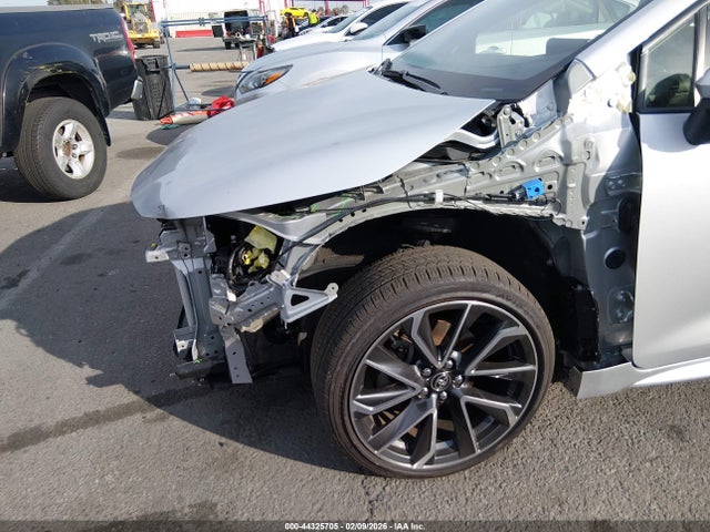 JTNK4RBE3K3040211 Toyota Corolla Xse