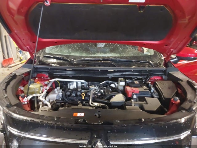 2025 MITSUBISHI OUTLANDER JA4J4UA82SZ023907 Photo 9