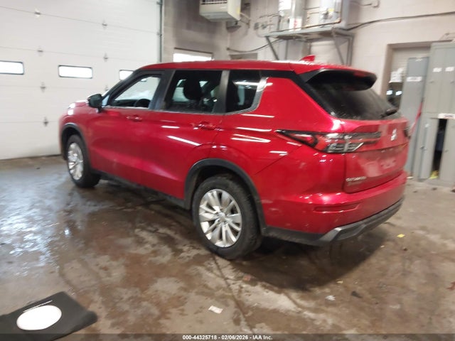 2025 MITSUBISHI OUTLANDER JA4J4UA82SZ023907 Photo 2