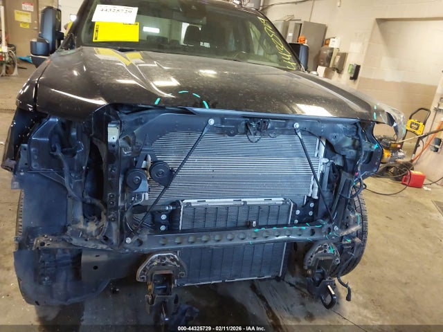 Продаж на аукціоні авто 2022 Gmc Sierra 1500 Elevation, vin: 3GTUUCET3NG561984, номер лоту: 44325729