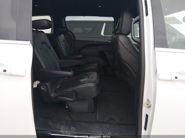 2C4RC1BG7SR611778 Chrysler Pacifica Select