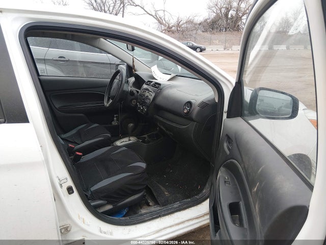 2017 MITSUBISHI MIRAGE G4 ML32F3FJXHHF11632 Photo 4