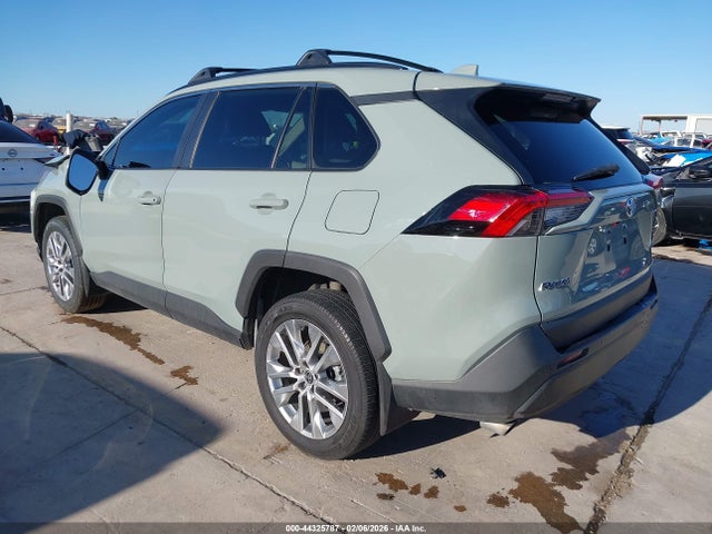 2023 TOYOTA RAV4 2T3C1RFV3PW281539 Photo 2