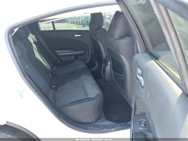 2C3CDXHG5JH162817 Dodge Charger Sxt Plus Rwd