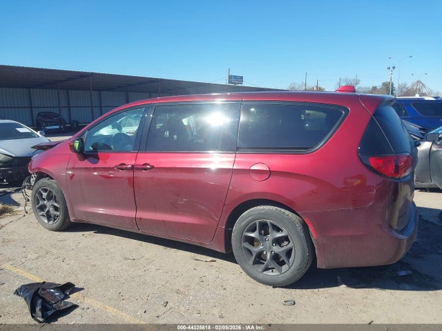 Aukcja sprzedaży 2018 Chrysler Pacifica Touring Plus, vin: 2C4RC1FG6JR306572, numer aukcji: 44325818