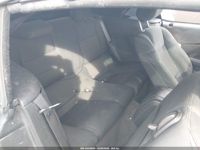 1ZVBP8EM9E5208545 Ford Mustang V6