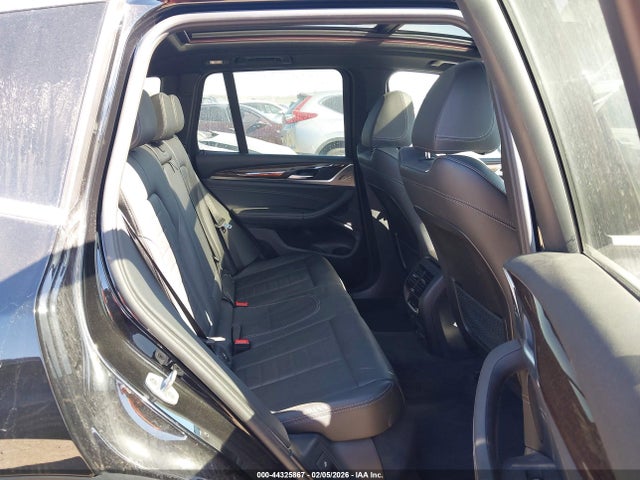 44325867 :رقم المزاد ، 5UXTR7C50KLR45372 vin ، 2019 Bmw X3 Sdrive30i مزاد بيع