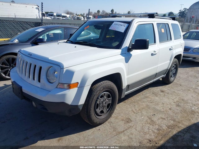 Jeep Patriot Sport 2016 1C4NJPBA8GD528650 Image 2