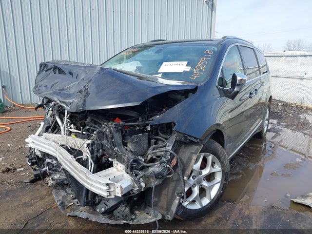 2020 CHRYSLER PACIFICA 2C4RC1GG0LR109219 Photo 1