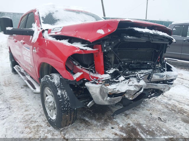 44325925 :رقم المزاد ، 3C6UR5JL5KG688998 vin ، 2019 Ram 2500 Big Horn  4x4 8' Box مزاد بيع