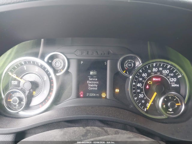44325925 :رقم المزاد ، 3C6UR5JL5KG688998 vin ، 2019 Ram 2500 Big Horn  4x4 8' Box مزاد بيع