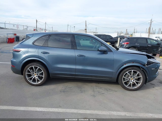 WP1AB2AY9KDA63641 Porsche CAYENNE S