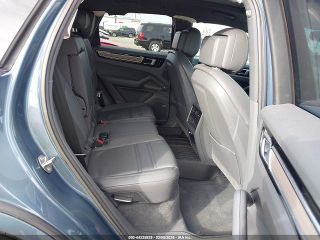 2019 PORSCHE CAYENNE WP1AB2AY9KDA63641 Photo 7