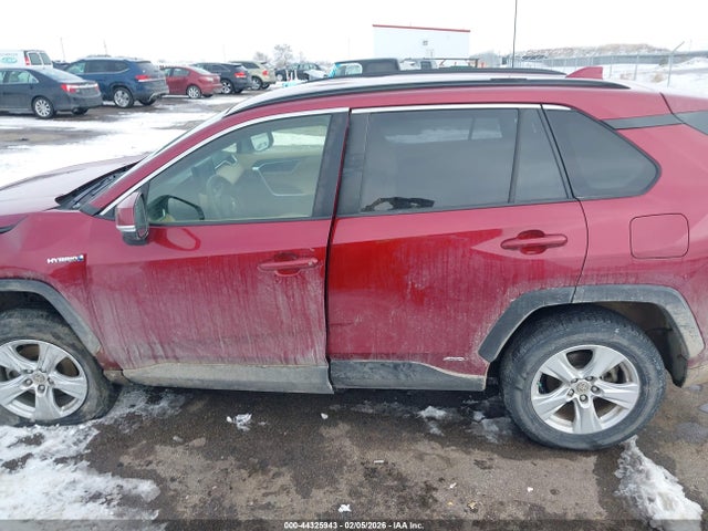 JTMMWRFV1KD011706 Toyota Rav4 Hybrid Le