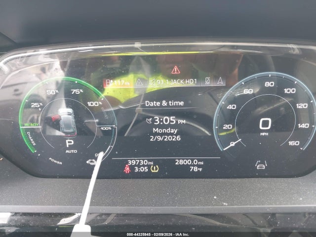 2024 AUDI Q8 E-TRON WA14AAGE0RB012568 Photo 6