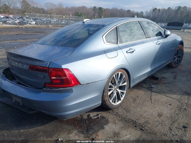 2018 VOLVO S90 LVY982MK5JP035481 Photo 3