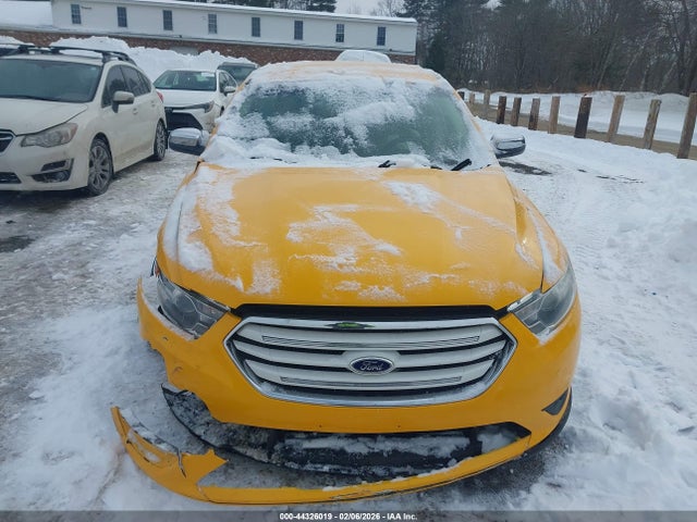 Ford Taurus Limited 2015 1FAHP2F87FG172037 Image 12