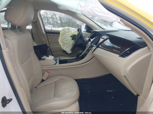 Ford Taurus Limited 2015 1FAHP2F87FG172037 Image 5