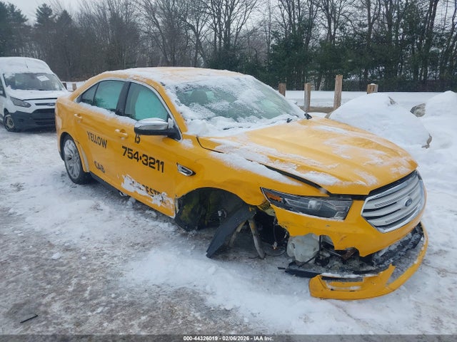Ford Taurus Limited 2015 1FAHP2F87FG172037 Image 6