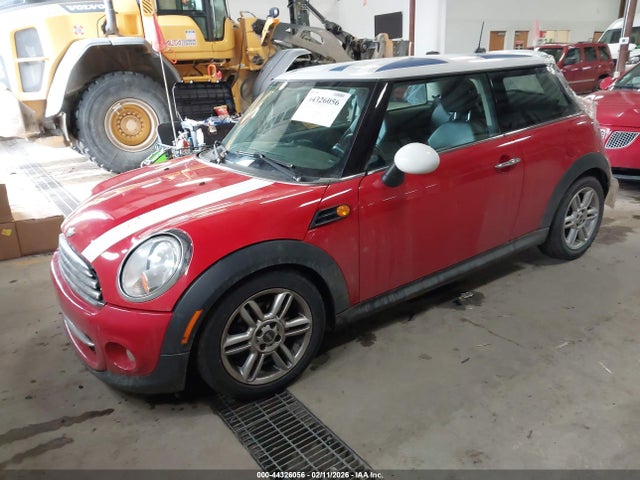 2012 MINI COOPER WMWSU3C58CT263858 Photo 1