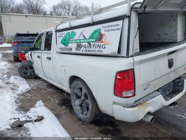 44326077 :رقم المزاد ، 1C6RR7FT2KS517421 vin ، 2019 Ram 1500 Classic Express  4x4 6'4 Box مزاد بيع