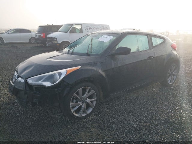 KMHTC6AD8HU312849 Hyundai Veloster