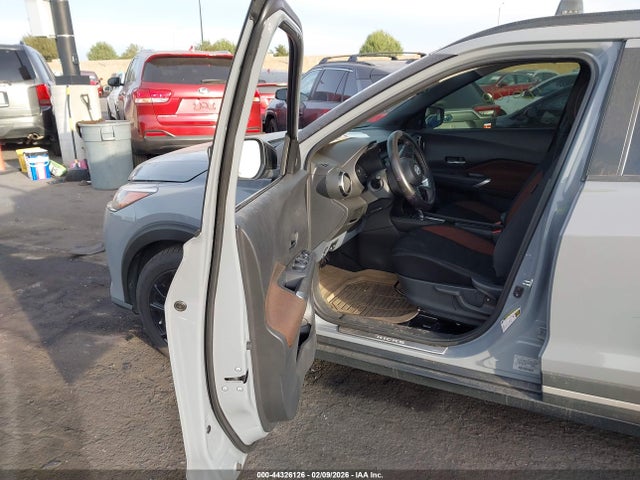 3N1CP5DV3PL470390 Nissan Kicks Sr Xtronic Cvt
