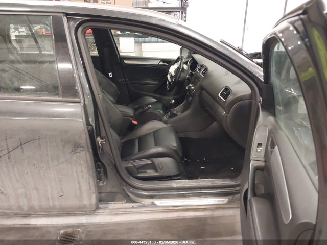 44326133 :رقم المزاد ، WVWPF7AJXCW353246 vin ، 2012 Volkswagen Golf R 4-door مزاد بيع