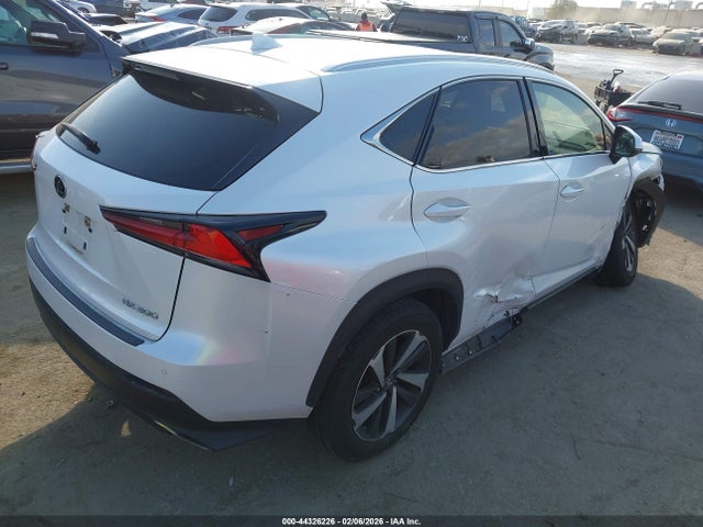 JTJDARBZ0L5003922 Lexus NX 300