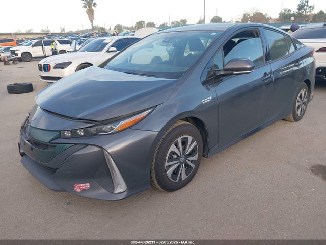 Toyota Prius Prime Plus 2017 JTDKARFP4H3016159 Image 2