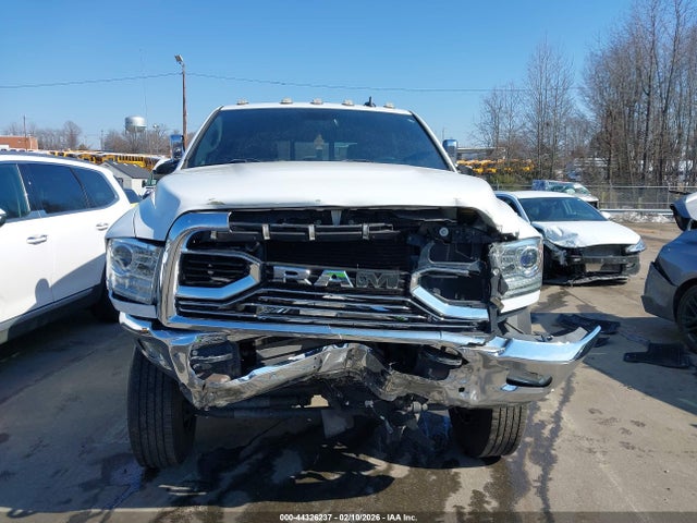 44326237 :رقم المزاد ، 3C63R3FL0JG141936 vin ، 2018 Ram 3500 Limited  4x4 6'4 Box مزاد بيع