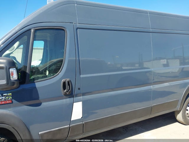 3C6URVJG8KE542092 RAM Promaster 3500 Cargo Van High Roof 159 Wb Ext
