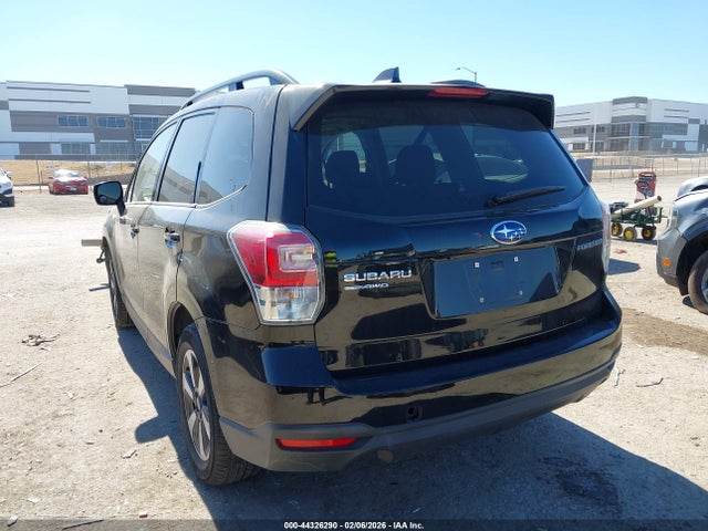 44326290 :رقم المزاد ، JF2SJAEC6HH548047 vin ، 2017 Subaru Forester 2.5i Premium مزاد بيع