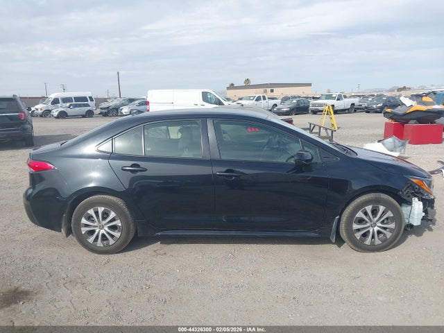 JTDEAMDE2NJ061481 Toyota Corolla Hybrid Le