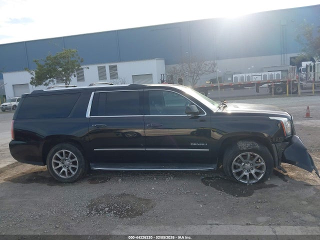 1GKS2HKJ2JR303113 GMC YUKON XL DENALI