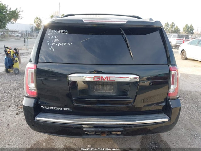 1GKS2HKJ2JR303113 GMC YUKON XL DENALI