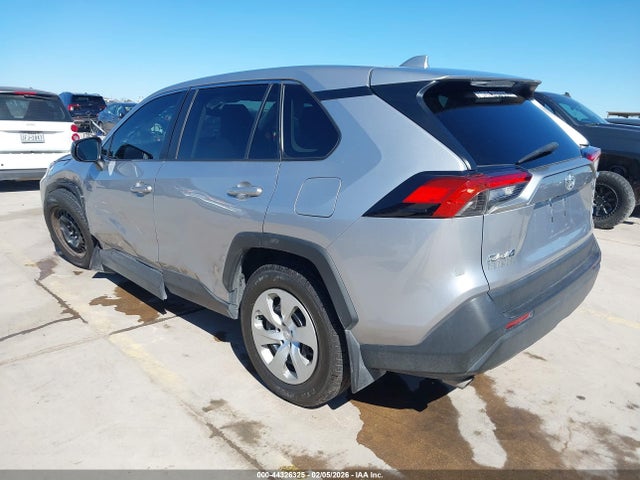Toyota RAV4 LE 2022 2T3H1RFV6NC190253 Image 3