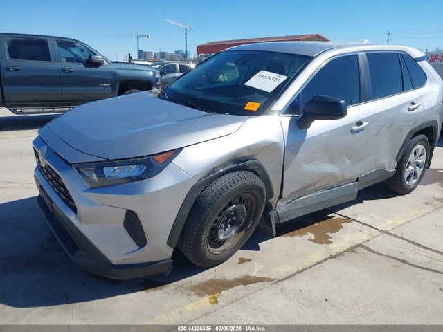 Toyota RAV4 LE 2022 2T3H1RFV6NC190253 Image 6
