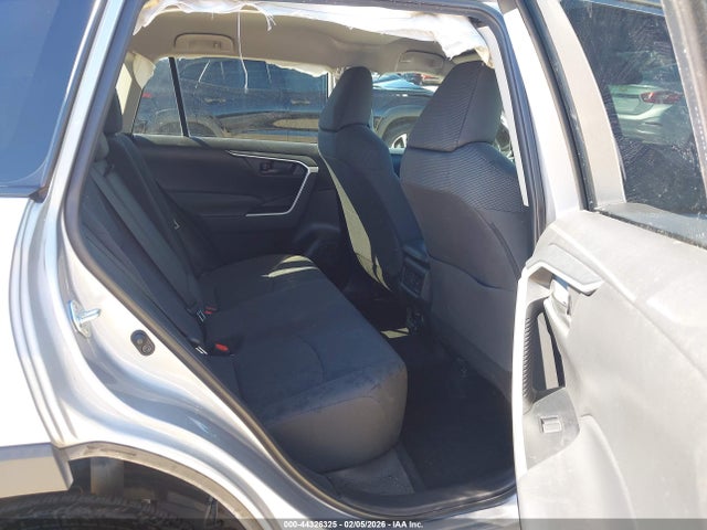 Toyota RAV4 LE 2022 2T3H1RFV6NC190253 Image 8